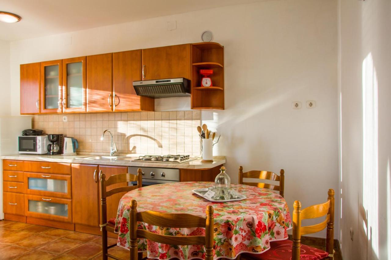 Apartments with a parking space Senj - 11520 Bagian luar foto